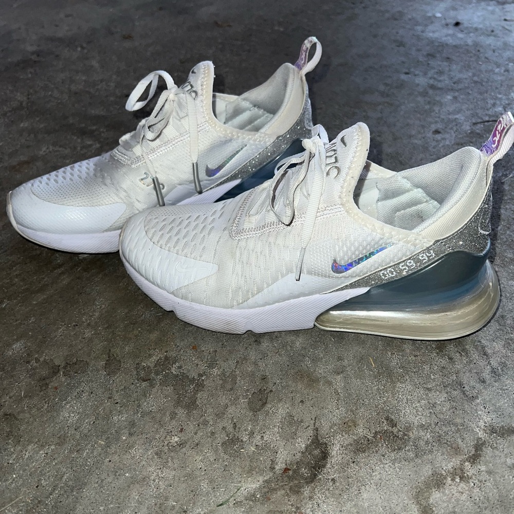 Air max’s women’s 8